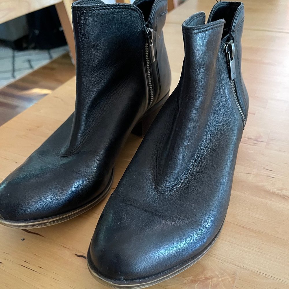 Lucky Brand Black Leather Ankle Booties